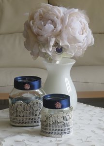 A dohányzóasztalon végezték dekorációs elemként