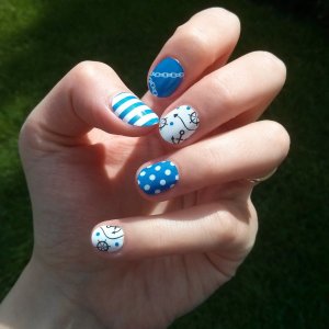 A kedvenc - a tengerész mintás körömmatrica
